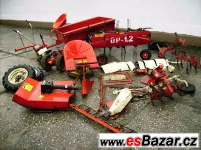 KOUPÍM TERU VARI S PŘÍSLUŠENSTVÍM NEBO PODOBNÝ MALOTRAKTOR