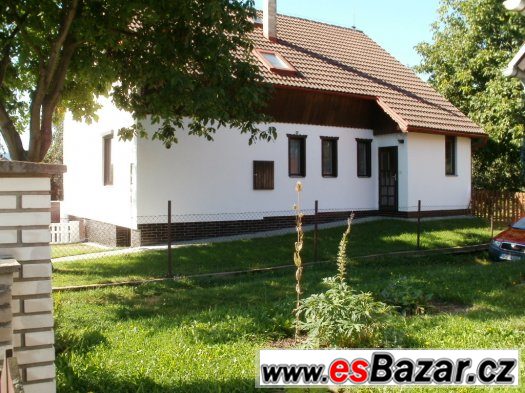 Rodinný dům s 2 byty – fotografie 1