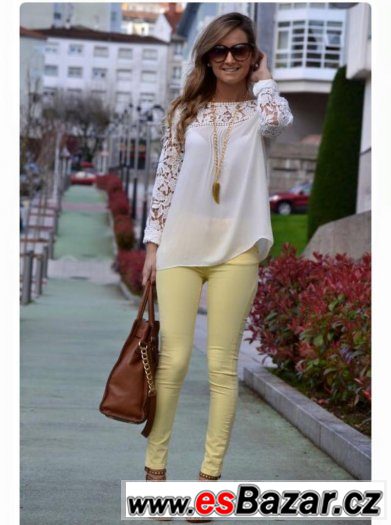 Parádní žluté kalhoty – fotografie 1