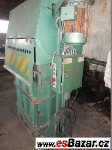 Hydraulický lis na papír – fotografie 4