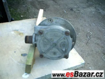 hydraulický filtr