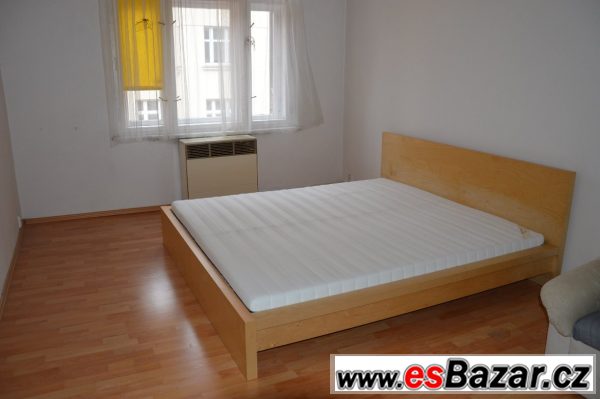 Postel 180x200 s matrací a rošty – fotografie 1