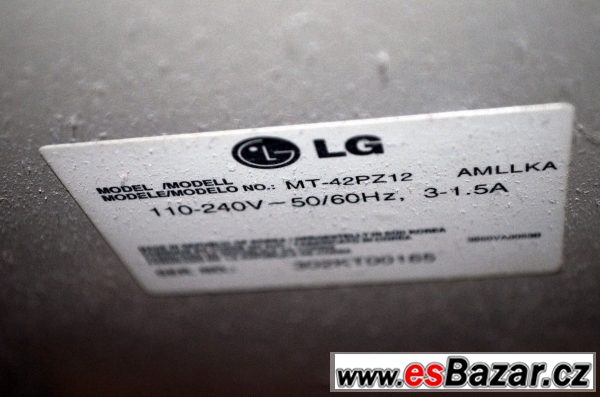 LG plasma TV s příslušenstvím – fotografie 4