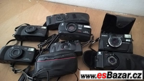 Obsáhlá sbírka fotoaparátů – fotografie 1