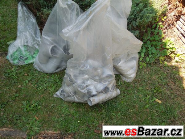 Litinové fitinky a PVC tvarovky – fotografie 2