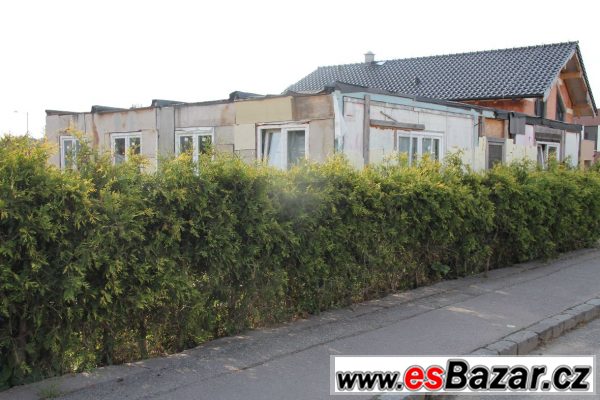 Sestava osmi unimobuněk 9.3 x 12  – fotografie 1