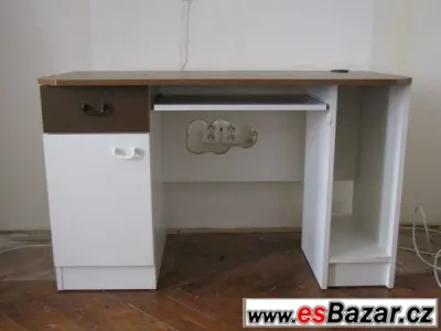 Psací PC  stůl