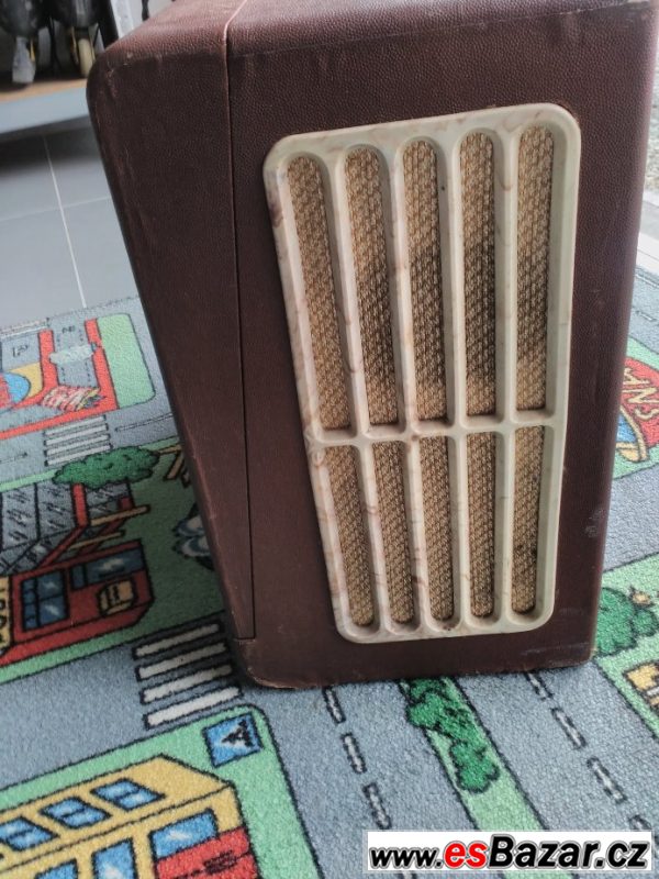 Gramofon Supraphon H13-50 z r.1954 – fotografie 3