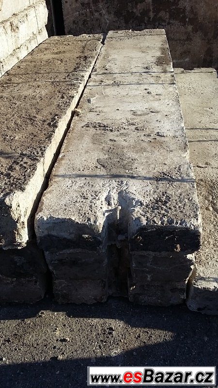 Betonové panely starší-0,6x3x0,20 – fotografie 1