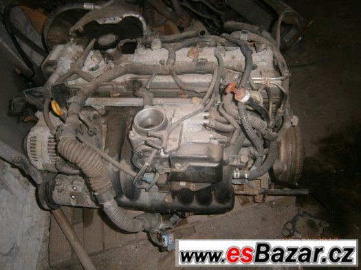 Lexus/toyota motor 2l v6 mám 1 kompletní a 1 bez hlavy.. zár – fotografie 2