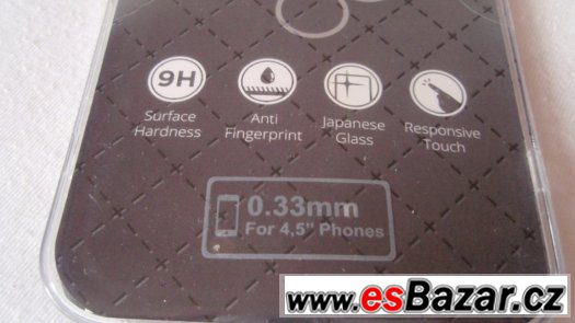 Ochranné tvrzené sklo univerzální na 4,5" displej telefon – fotografie 3