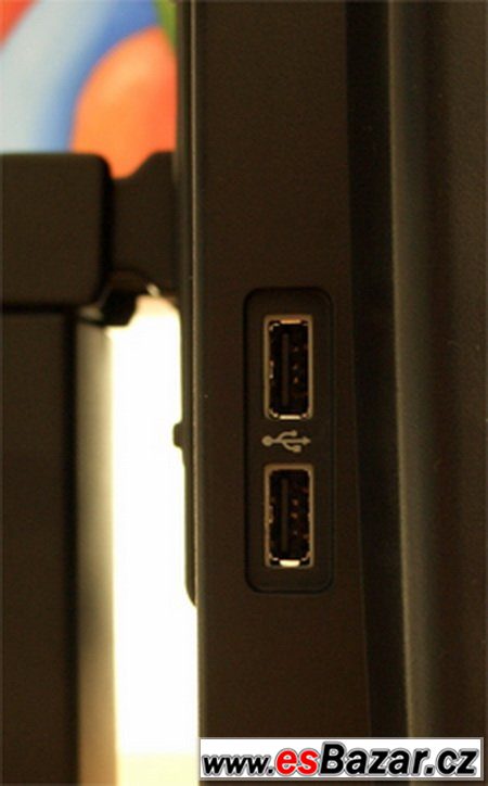 Špičkový 19" LCD monitor HP   – fotografie 5