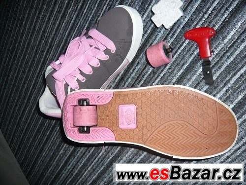 Boty Heelys s kolečky  – fotografie 3