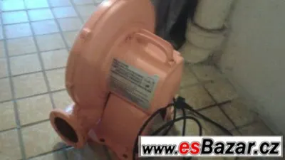 Ventilátor pro skákací hrad