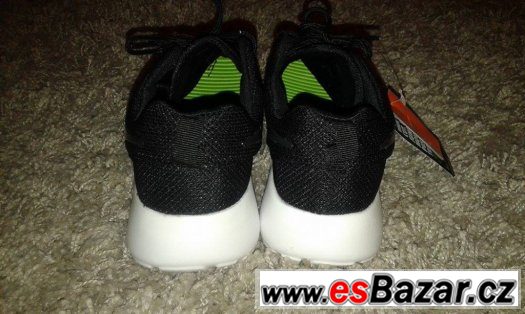 NOVÉ Nike roshe run, vel. 41 – fotografie 4