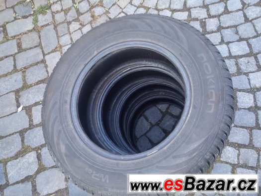 Sada pneu 205/70/15 Nokian WR – fotografie 3