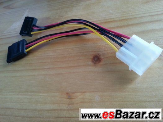 PC Power adaptér 1x konektor 5,25 /2x zásuvka 5,25 – fotografie 2