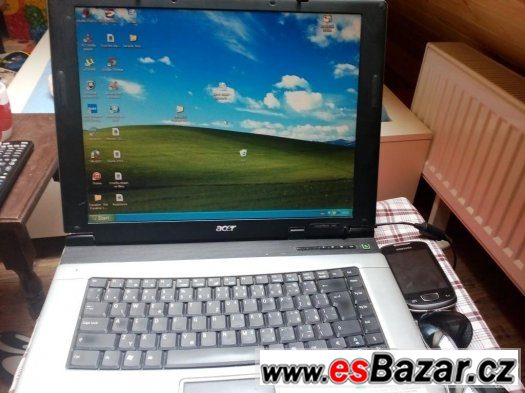 Acer travelMate 2300 – fotografie 1