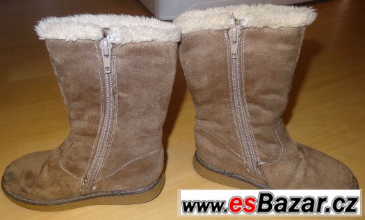 Kozačky vel.26 s výšivkou květin, hnědé-délka stélky 17cm. – fotografie 2