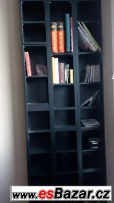 Policový regál na CD