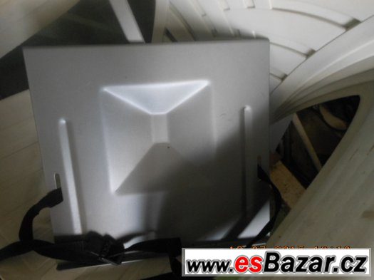 DRŽÁK NA TV-HODÍ SE JEŠTĚ NĚKOMU? – fotografie 1