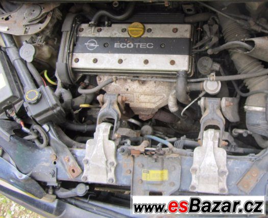 OPEL SINTRA 2.2.16V 1997 Na náhradní díly – fotografie 4