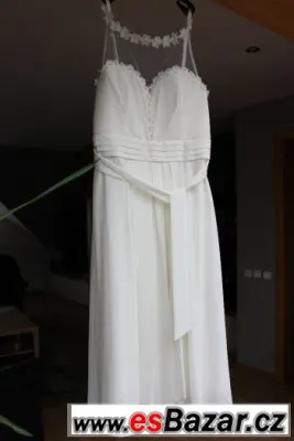 Prodám šaty do tanečních vel.M