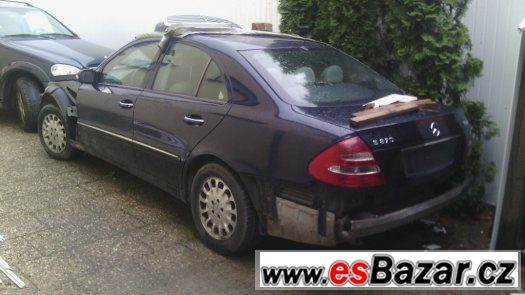 mercedes w211 – fotografie 1