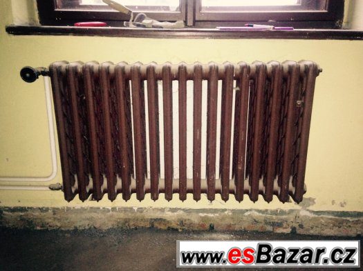 Prodám 6 kusů litinových radiatorů. Celkem 68 článků. – fotografie 1