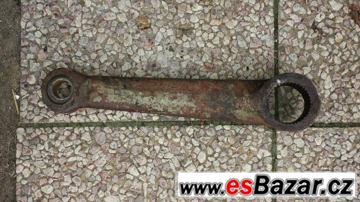 horní rameno hydrauliky – fotografie 1