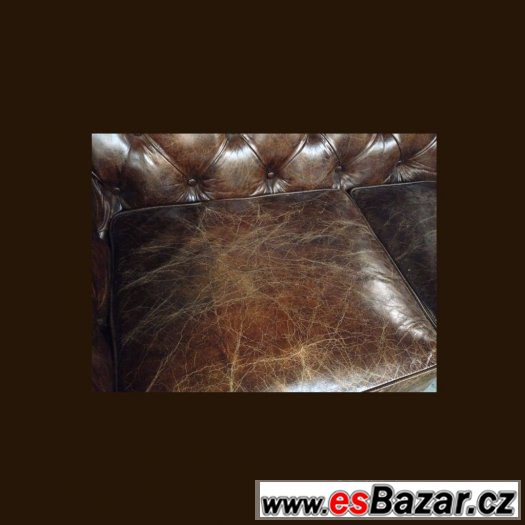 Luxusní CHESTERFIELD otoman – fotografie 2