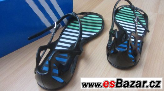 DÁMSKÉ  ČERNÉ ADIDAS NOVÉ SANDÁLKY vel. 42 – fotografie 5