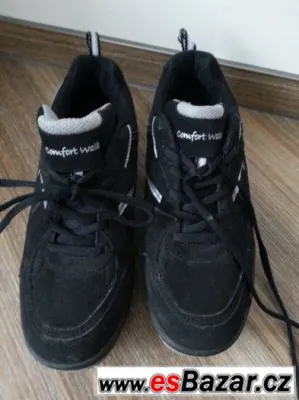 Sportovní boty vel.38