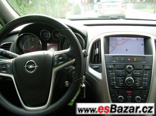 Opel Astra,1.7TDCi,92kW,krásné auto v luxusním stavu – fotografie 5