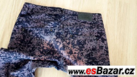 Značkové skinny Amisu v. 36 – fotografie 4