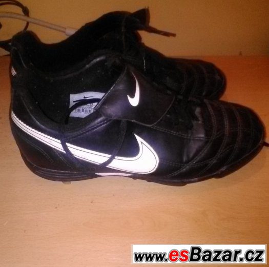 chlapecké kopačky nike velikost 38 – fotografie 2