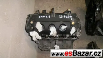 Prodám náhradní díly Renault-motor 1,2 16V