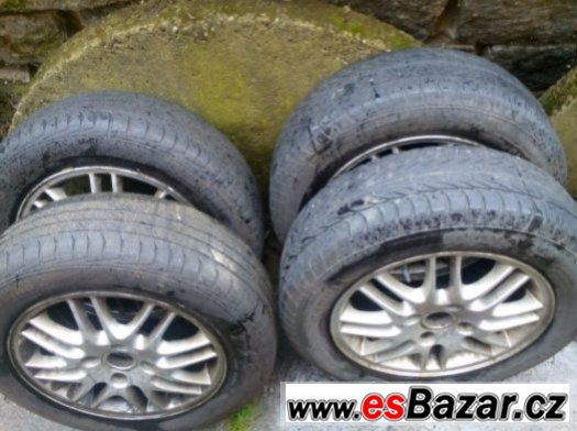 Prodám alu kola 4x108 FORD PEUGEOT 195/60/15 – fotografie 2