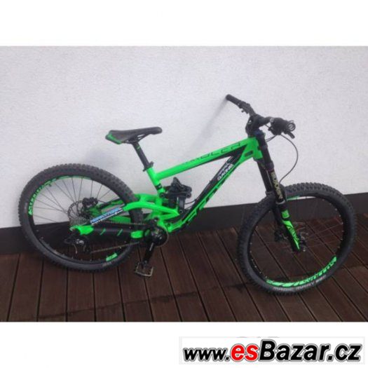 Scott Gambler 730 model 2015 – fotografie 1