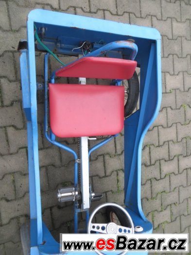 šlapací auto – fotografie 5