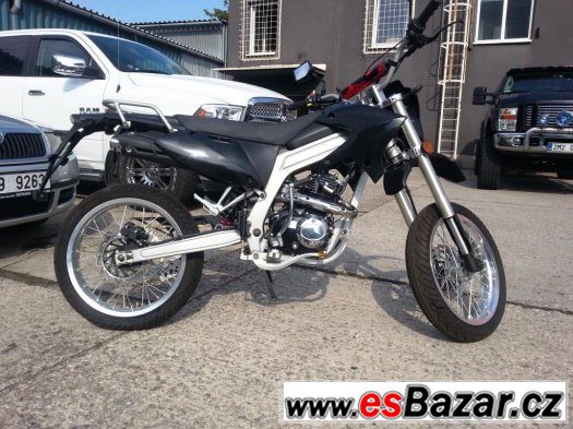 MOTARD 50 XMOTOS – fotografie 3