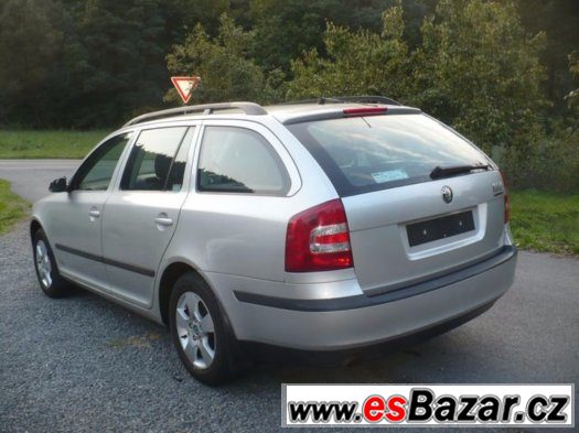 OCTAVIA II Combi 1,6 FSi – ND z vozu – fotografie 3