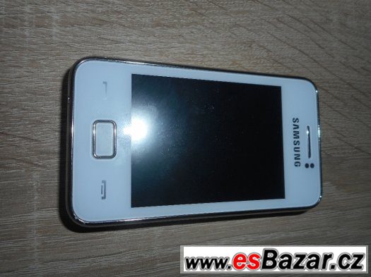 Mobilní telefon Samsung – fotografie 1