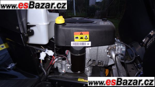 Zahradní traktor Mc Culloch M115-77TC – fotografie 4
