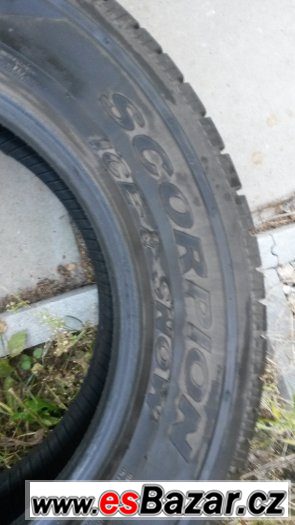 zimní pneu Pirelli Scorpion ICE SNOW 235/65R17 108H M+S – fotografie 2