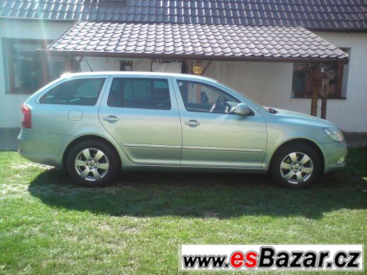 ŠKODA  Octavia 1.6 TDi r.v. 2012 – fotografie 3
