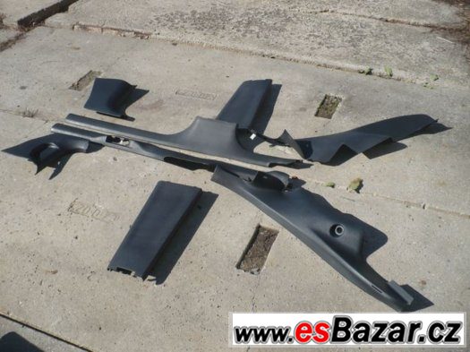 Fabia 1 černé plasty interiéru – fotografie 3
