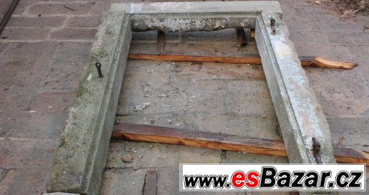 Pískovcové dveřní ostění č.5 – fotografie 1