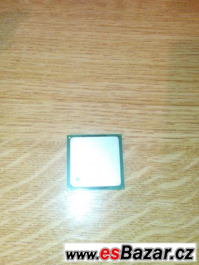 Intel Pentium 4 2,8GHZ – fotografie 2