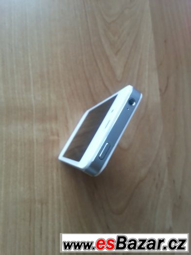 Apple iPhone 4 32 Gb – fotografie 1